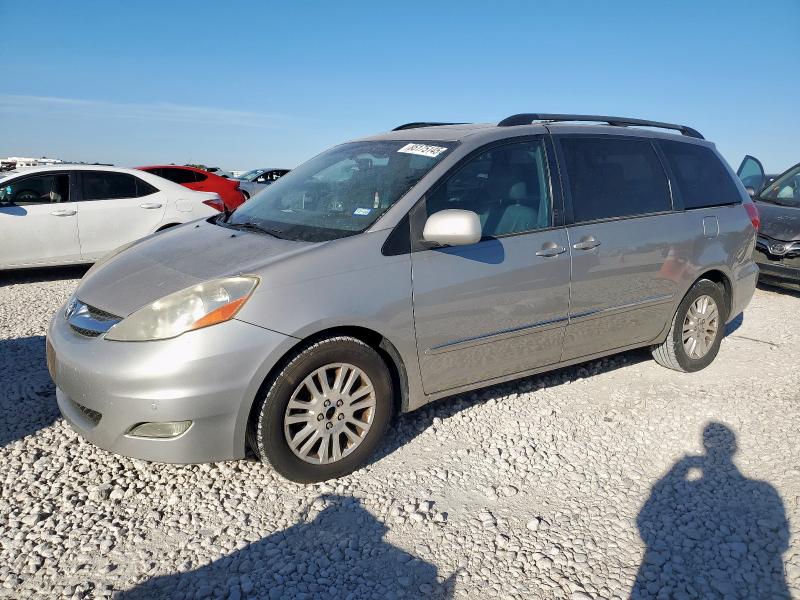 2009 TOYOTA SIENNA XLE, 