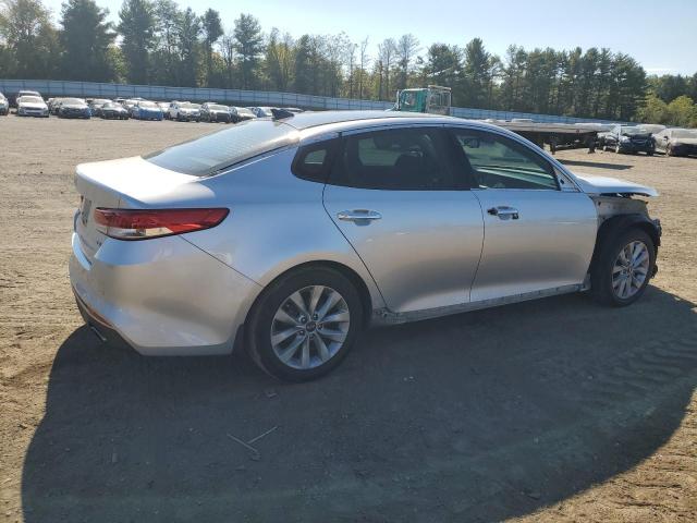5XXGU4L3XJG206538 - 2018 KIA OPTIMA EX Srebrny zdjęcie 3