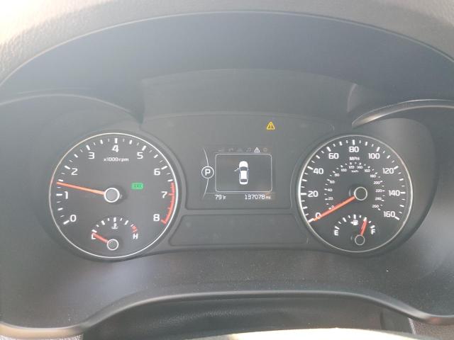 5XXGU4L3XJG206538 - 2018 KIA OPTIMA EX Srebrny zdjęcie 9