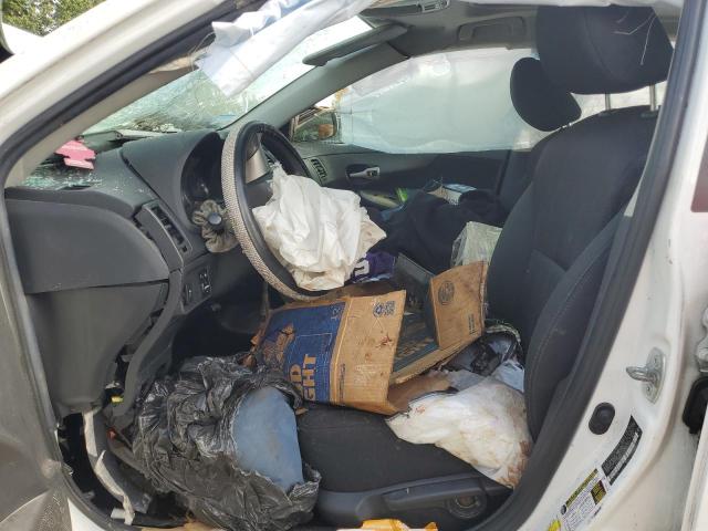 2T1BU4EE4CC849731 - 2012 TOYOTA COROLLA BASE WHITE photo 7