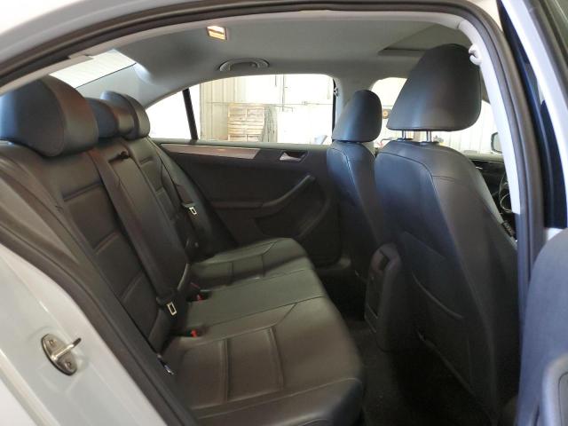 3VWDB7AJ2HM312421 - 2017 VOLKSWAGEN JETTA SE WHITE photo 10