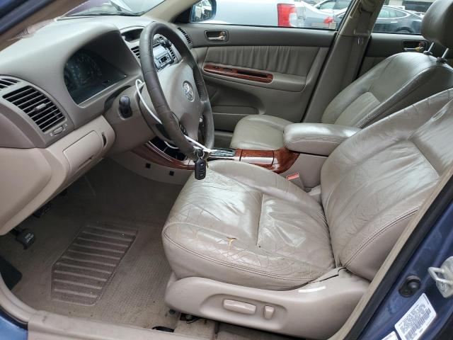 4T1BF30K02U535945 - 2002 TOYOTA CAMRY LE BLUE photo 7