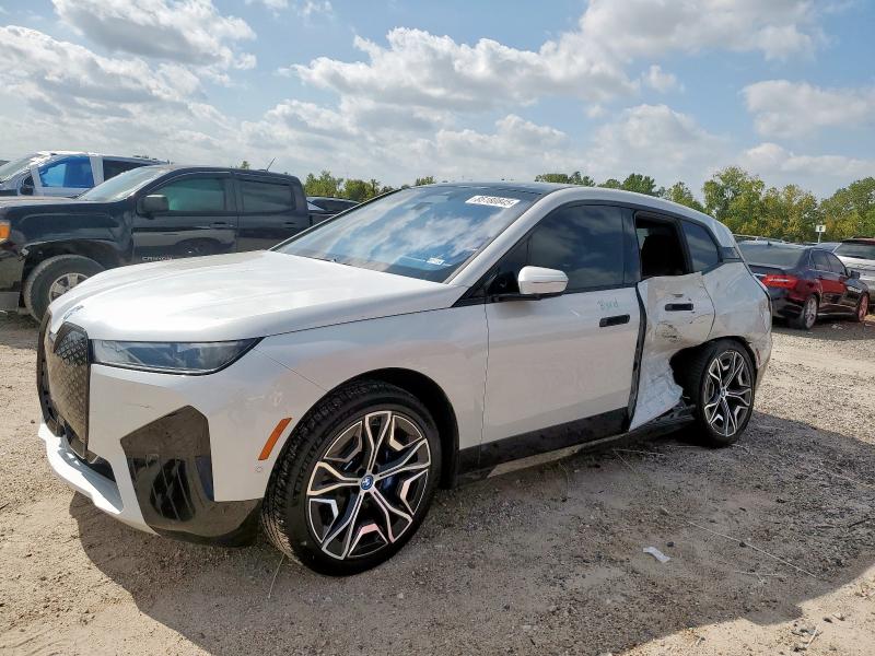 WB523CF02RCN70226 - 2024 BMW IX XDRIVE50 WHITE photo 1