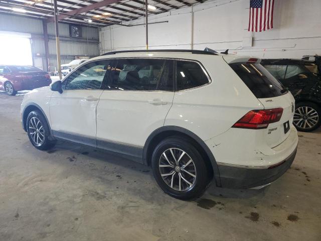 3VV3B7AX6JM003772 - 2018 VOLKSWAGEN TIGUAN SE أبيض صورة 2