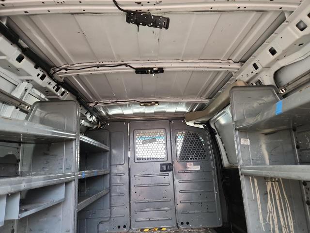 1GCWGAFF8H1245013 - 2017 CHEVROLET EXPRESS G2 WHITE photo 10