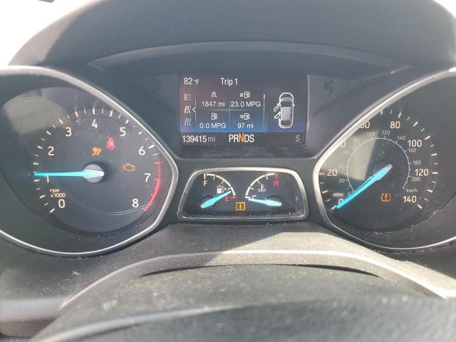 1FMCU0GD7JUA02084 - 2018 FORD ESCAPE SE Czerwony zdjęcie 9