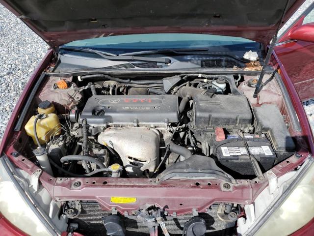 JTDBE30KX20043518 - 2002 TOYOTA CAMRY LE RED photo 11