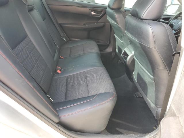 4T1BF1FK2FU003663 - 2015 TOYOTA CAMRY LE SILVER photo 10