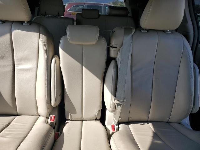 5TDYK3DC2DS356679 - 2013 TOYOTA SIENNA XLE BEIGE photo 10