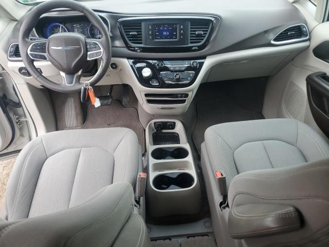 2C4RC1DG1HR642837 - 2017 CHRYSLER PACIFICA TOURING WHITE photo 8