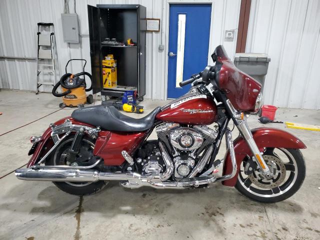 2010 HARLEY-DAVIDSON FLHX, 