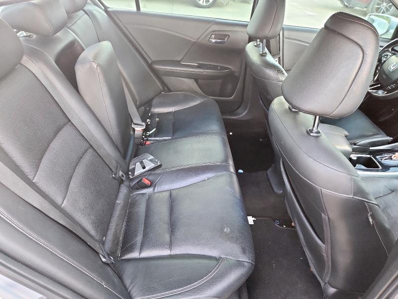 1HGCR3F92HA011695 - 2017 HONDA ACCORD TOURING 银色 照片 10