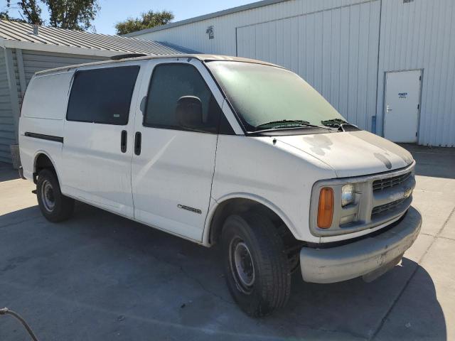 1GCHG35R8Y1239986 - 2000 CHEVROLET EXPRESS G3 أبيض صورة 4