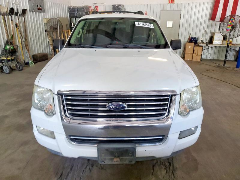 1FMEU7DE9AUA04790 - 2010 FORD EXPLORER XLT 白色 照片 5