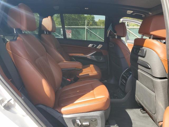 5UXCX4C52KLS36737 - 2019 BMW X7 XDRIVE50I WHITE photo 11