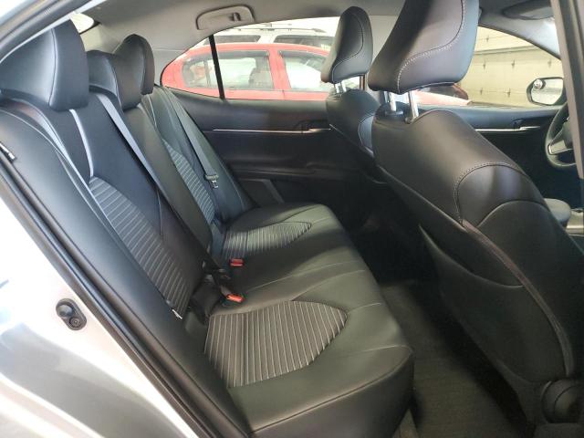 4T1G11BK7PU101714 - 2023 TOYOTA CAMRY SE NIGHT SHADE SILVER photo 10