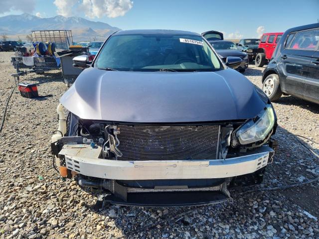 2HGFC1F3XJH640580 - 2018 HONDA CIVIC EX ნაცრისფერი ფოტო 5