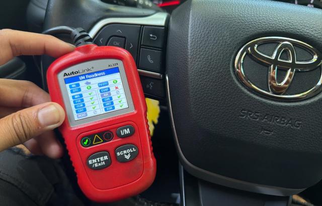 5TDBZRBH4NS203225 - 2022 TOYOTA HIGHLANDER L BLACK photo 11