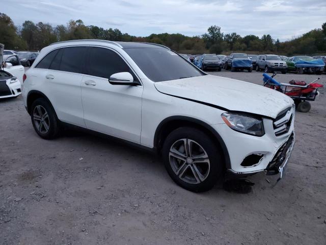 WDC0G4KBXHF152064 - 2017 MERCEDES-BENZ GLC 300 4MATIC WHITE photo 4