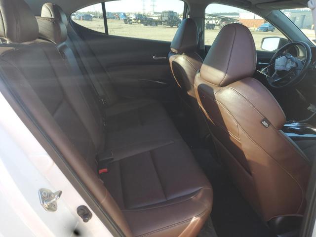 19UUB2F55GA000978 - 2016 ACURA TLX TECH WHITE photo 10