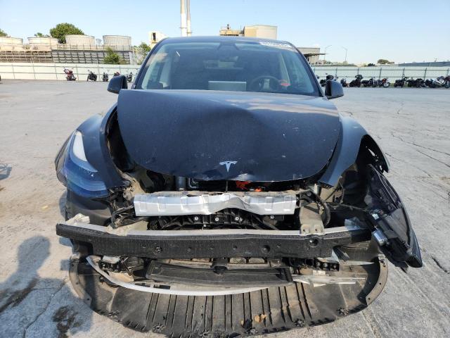 7SAYGDEF6NF344365 - 2022 TESLA MODEL Y შავი ფოტო 5