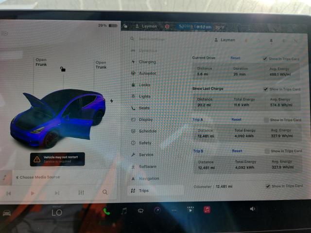 7SAYGDEF6NF344365 - 2022 TESLA MODEL Y შავი ფოტო 9