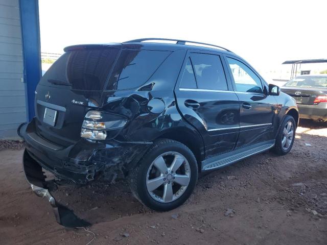 4JGBB8GB4BA644277 - 2011 MERCEDES-BENZ ML 350 4MATIC BLACK photo 3