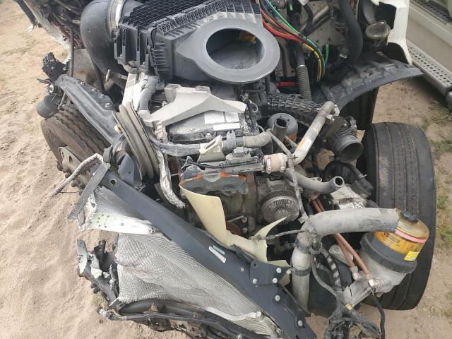 3AKJHHDR3NSNX7693 - 2022 FREIGHTLINER CASCADIA 1 WHITE photo 7