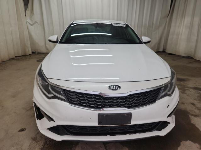 5XXGT4L36KG326261 - 2019 KIA OPTIMA LX Ақ фото 5
