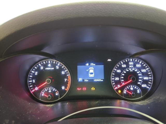 5XXGT4L36KG326261 - 2019 KIA OPTIMA LX Ақ фото 9