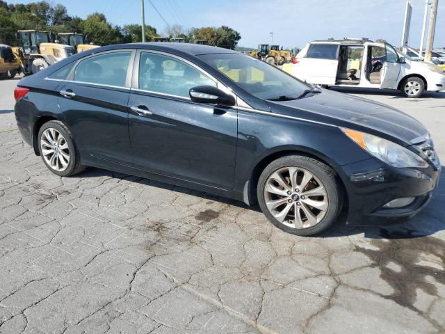 5NPEC4AB2DH515434 - 2013 HYUNDAI SONATA SE Чорний фото 4