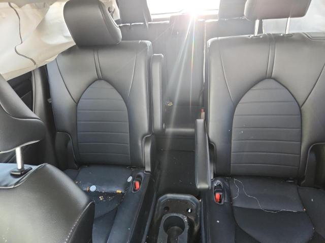 5TDGZRBHXNS567915 - 2022 TOYOTA HIGHLANDER XLE ვერცხლისფერი ფოტო 10