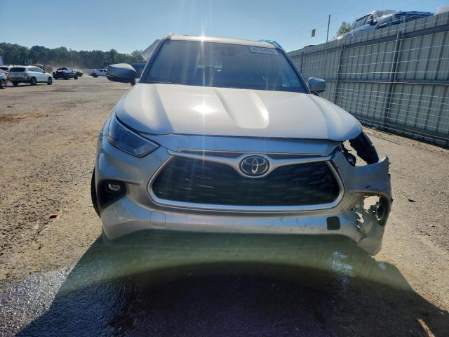 5TDGZRBHXNS567915 - 2022 TOYOTA HIGHLANDER XLE ვერცხლისფერი ფოტო 5