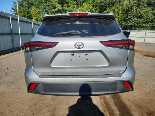 5TDGZRBHXNS567915 - 2022 TOYOTA HIGHLANDER XLE ვერცხლისფერი ფოტო 6