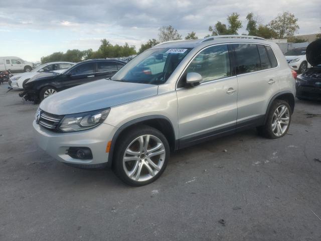2012 VOLKSWAGEN TIGUAN S, 