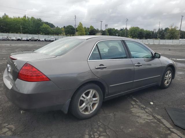 1HGCM56716A180614 - 2006 HONDA ACCORD EX GRAY photo 3