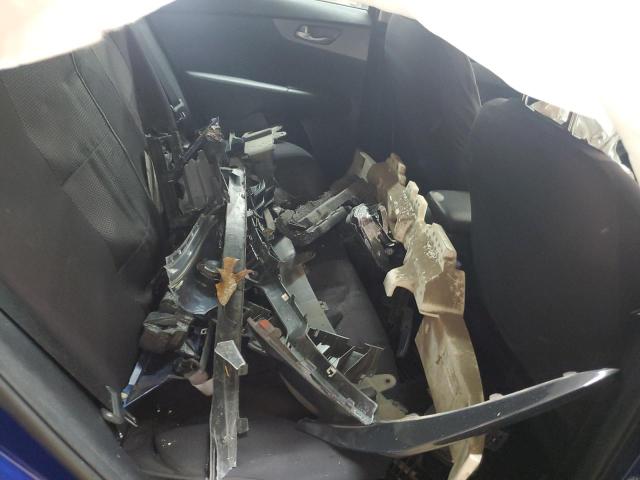 3KPF24AD3KE057476 - 2019 KIA FORTE FE Bleu photo 10