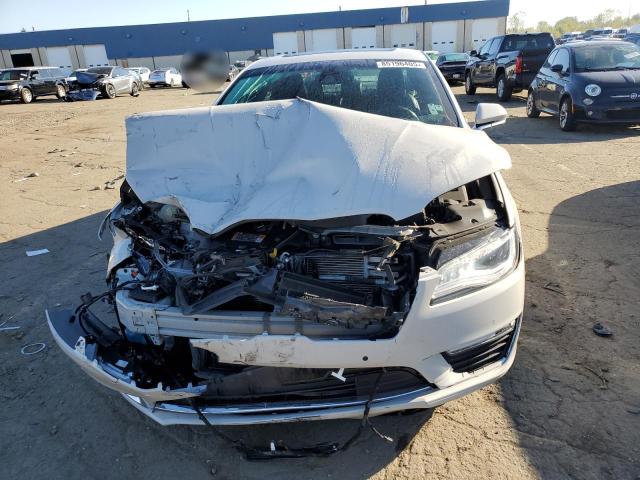 3LN6L5F93LR611077 - 2020 LINCOLN MKZ RESERVE ვერცხლისფერი ფოტო 5