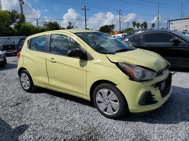 KL8CB6SA8HC719788 - 2017 CHEVROLET SPARK LS YELLOW photo 4