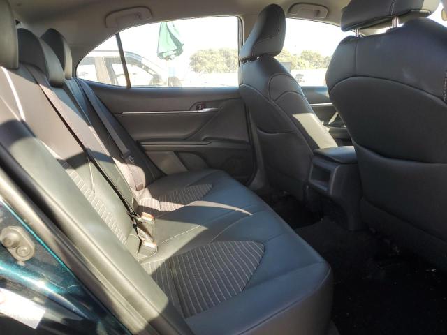 4T1B11HK4JU593708 - 2018 TOYOTA CAMRY L TEAL photo 10