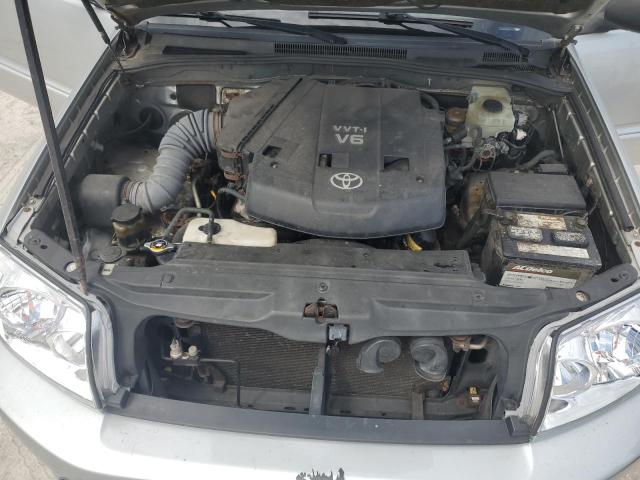 JTEBU14R940033074 - 2004 TOYOTA 4RUNNER SR5 SILVER photo 12