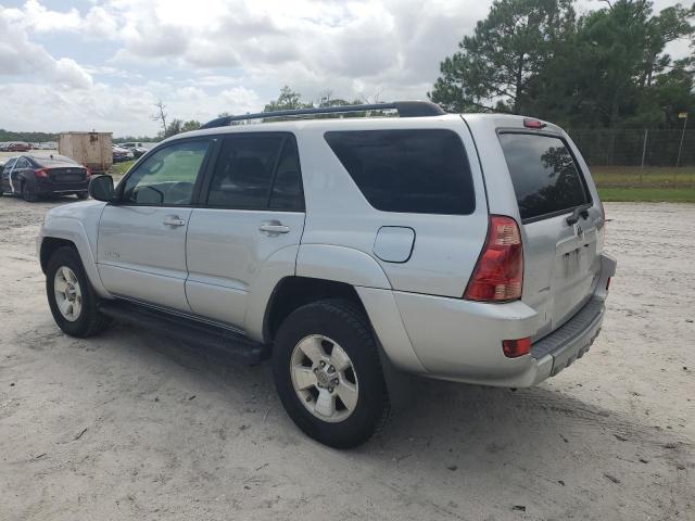 JTEBU14R940033074 - 2004 TOYOTA 4RUNNER SR5 SILVER photo 2