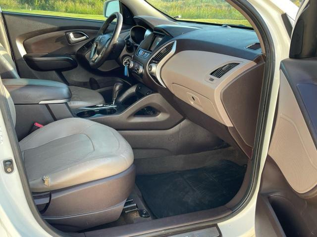 KM8JU3AC7CU389053 - 2012 HYUNDAI TUCSON GLS Biały zdjęcie 5