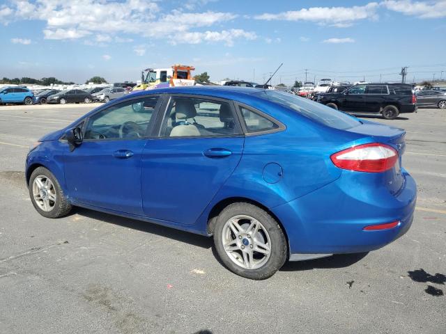 3FADP4BJ7JM136687 - 2018 FORD FIESTA SE BLUE photo 2