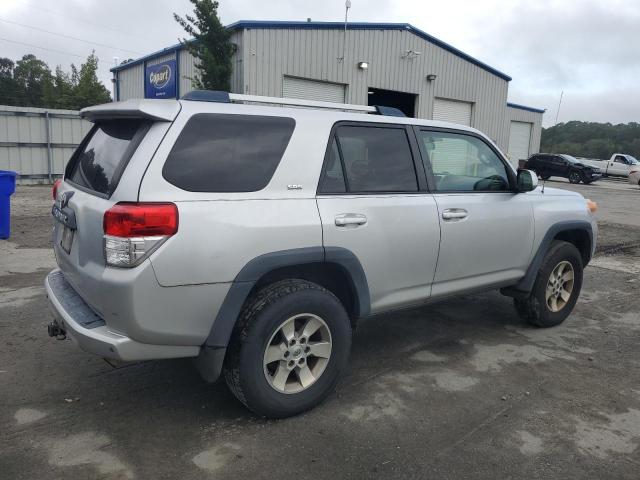 JTEZX5JR1A5000232 - 2010 TOYOTA 4RUNNER SR5 灰色 照片 3