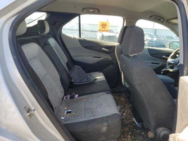 2GNAXREV3J6139497 - 2018 CHEVROLET EQUINOX LS Gümüş foto 11
