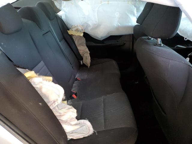 4T1BF1FK3GU182720 - 2016 TOYOTA CAMRY LE WHITE photo 10