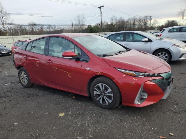 JTDKARFP4H3004335 - 2017 TOYOTA PRIUS PRIM RED photo 4
