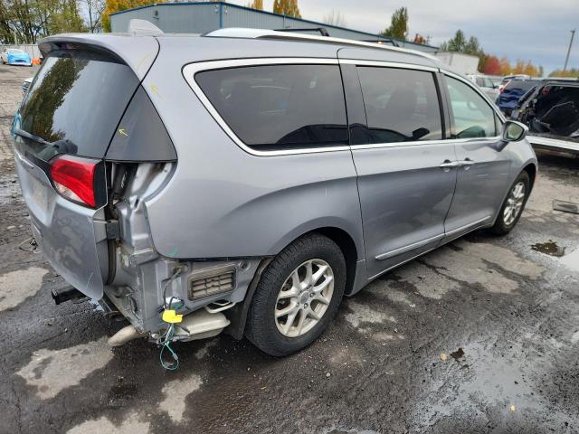 2C4RC1BG3LR285530 - 2020 CHRYSLER PACIFICA TOURING L SILVER photo 3