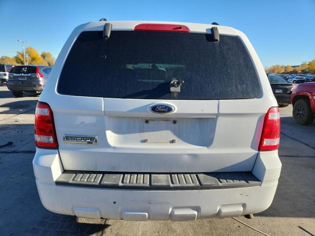 1FMCU03769KB02796 - 2009 FORD ESCAPE XLT 白色 照片 6
